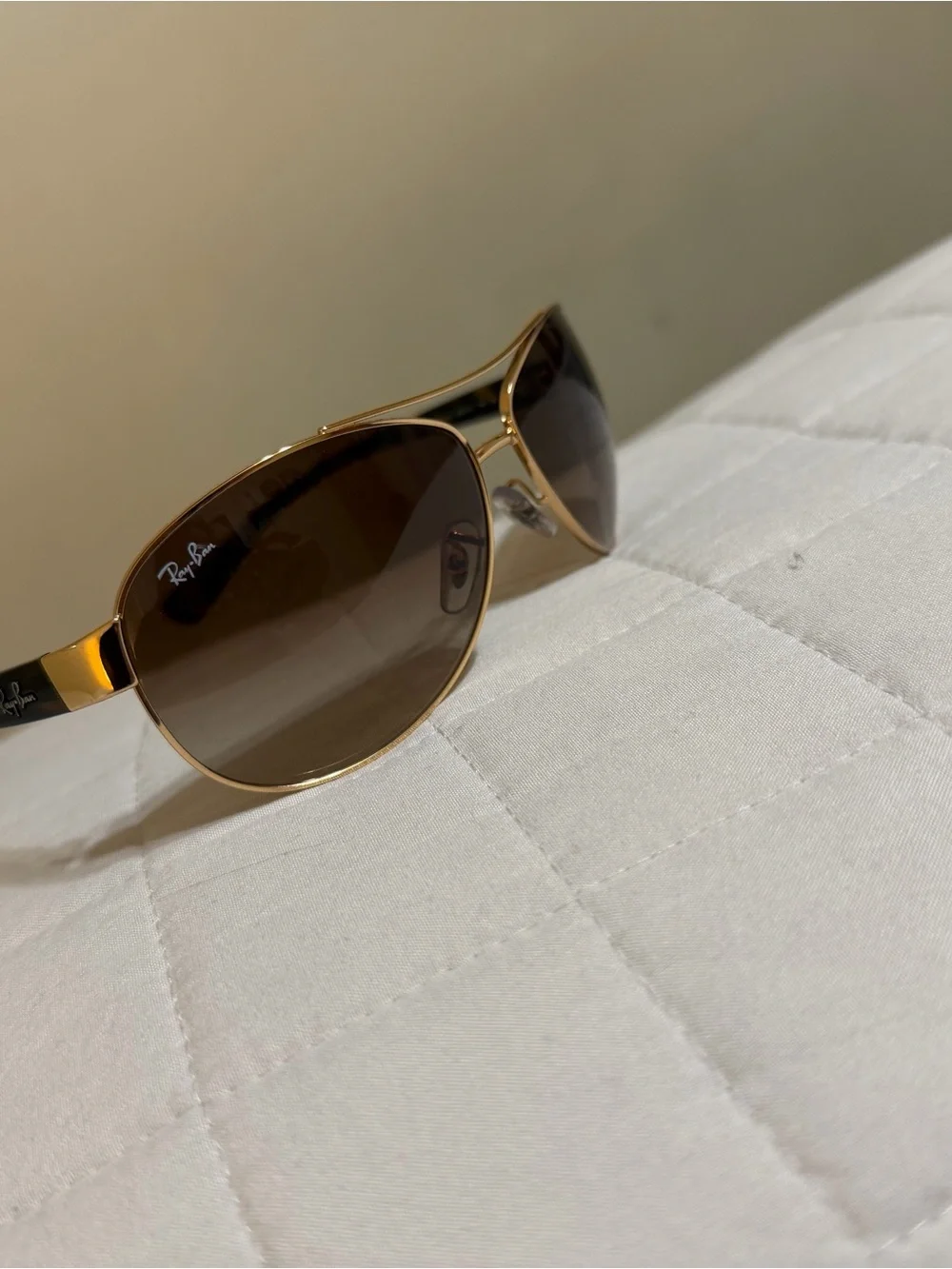 Ray-Ban Gold Frame Brown Gradient Aviator Sunglasses